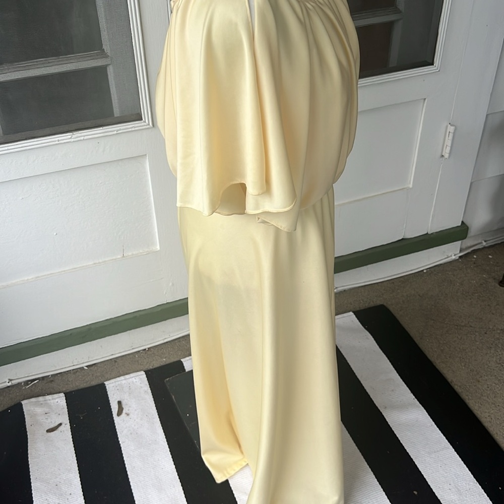 VTG 70s Yellow Dress with Flutter Sleeves - Picture 6 of 15